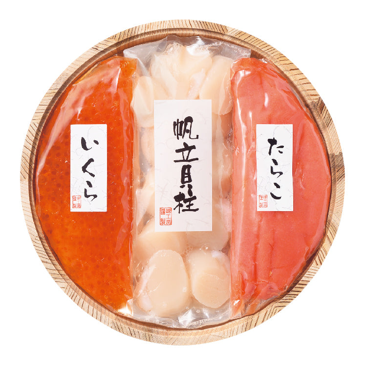 魚卵とお刺身(木樽入)